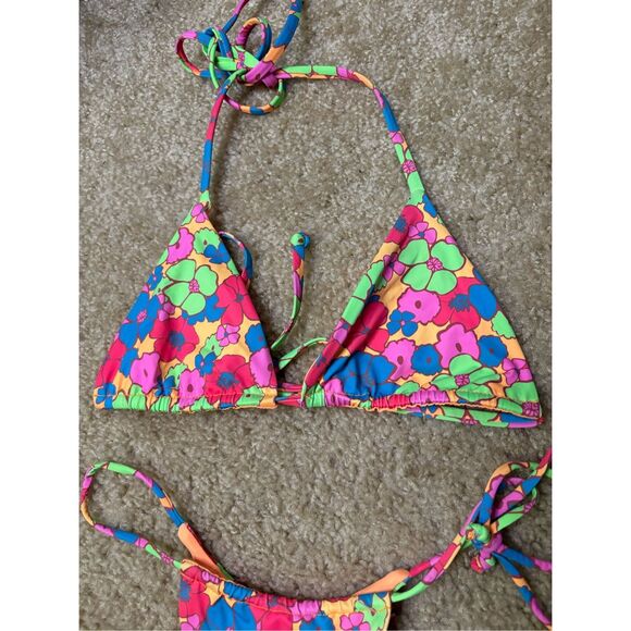 Frankie’s Bikini Groovy Set - Picture 9 of 12